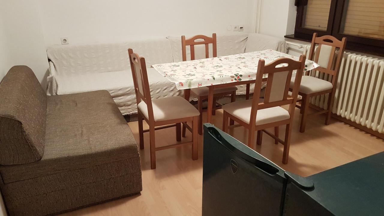Dass Apartmani Баня-Лука Экстерьер фото